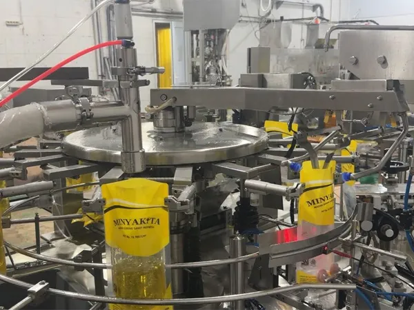 Indonesia: Fully Automatic 1L Oil Packaging Machine for the Minyakita Brand