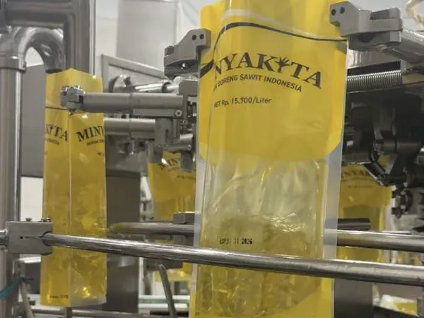 Indonesia: Fully Automatic 1L Oil Packaging Machine for the Minyakita Brand